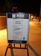 McCarter theatre前の看板